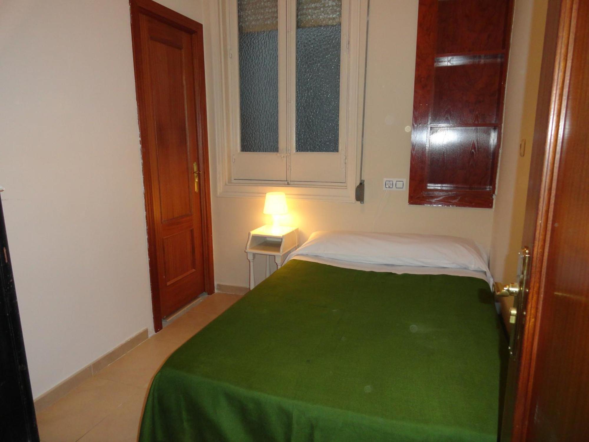 Hostal Alistana Madrid Extérieur photo